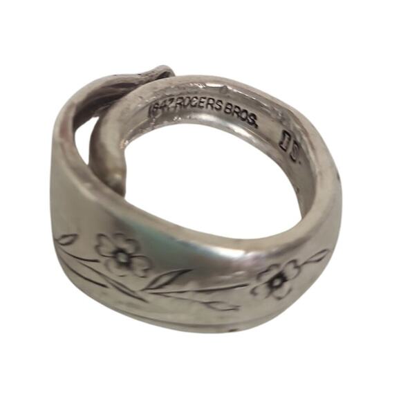 Springtime Rogers Bros 1957 Spoon Ring - Picture 5 of 5
